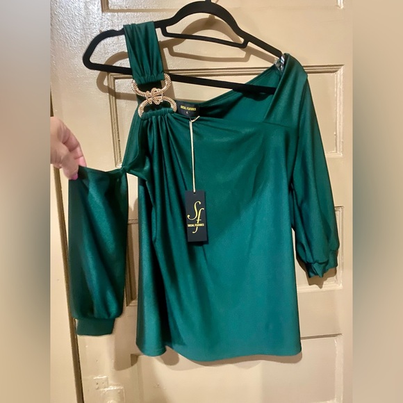 NWT Green one shoulder top. Size L. - Picture 1 of 3
